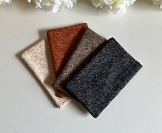 Pebble Luxe Magnetic Money Pouch